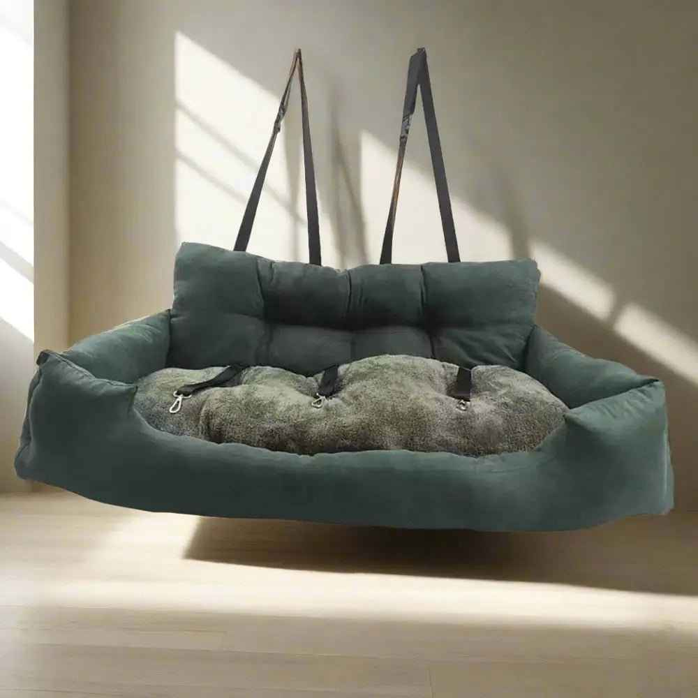 Doghouse Safe Travel Set